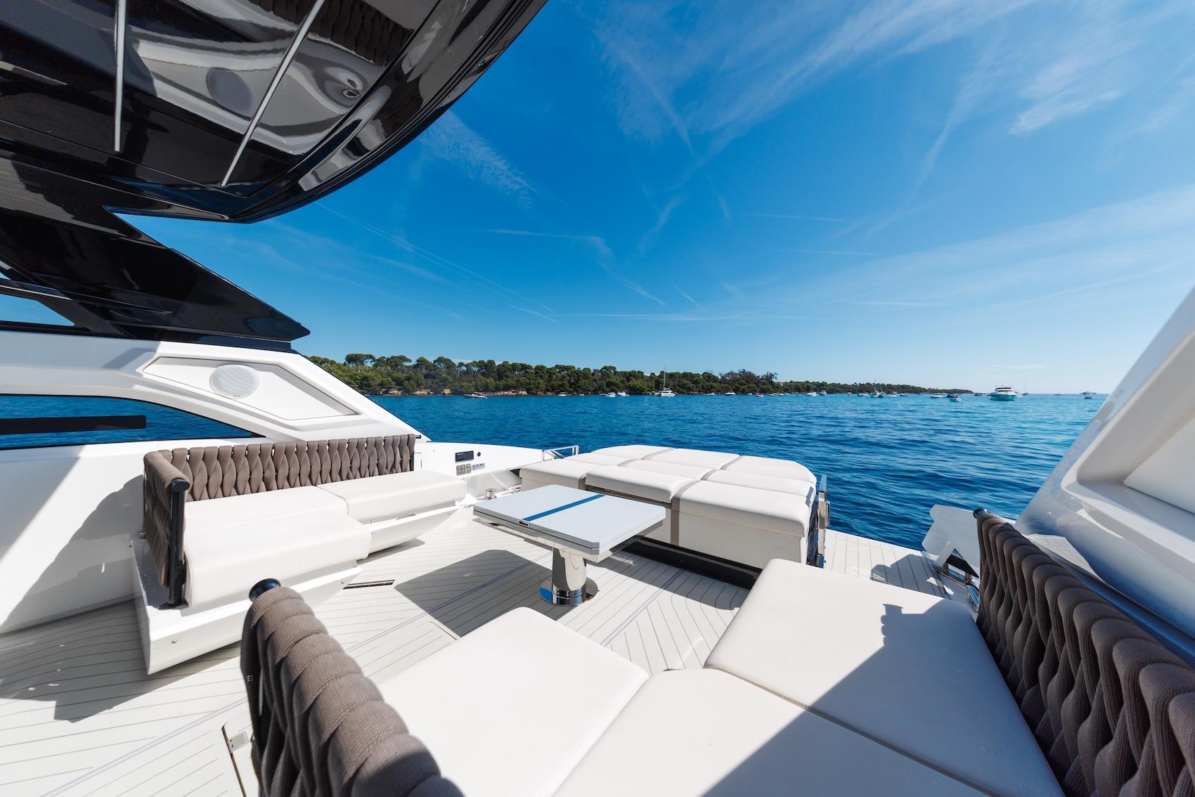 2023 SUNSEEKER 55 SUPERHAWK 